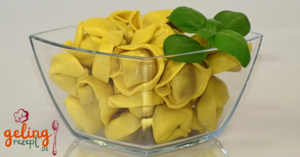 🔥 7 geniale Schritte zum perfekten Tortellini-Auflauf mit Käsekruste🧀 3 einfaches Tortellini Auflauf Rezept